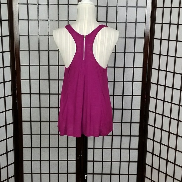 American Eagle Outfitters Magenta Racerback Tank . - Picture 2 of 4